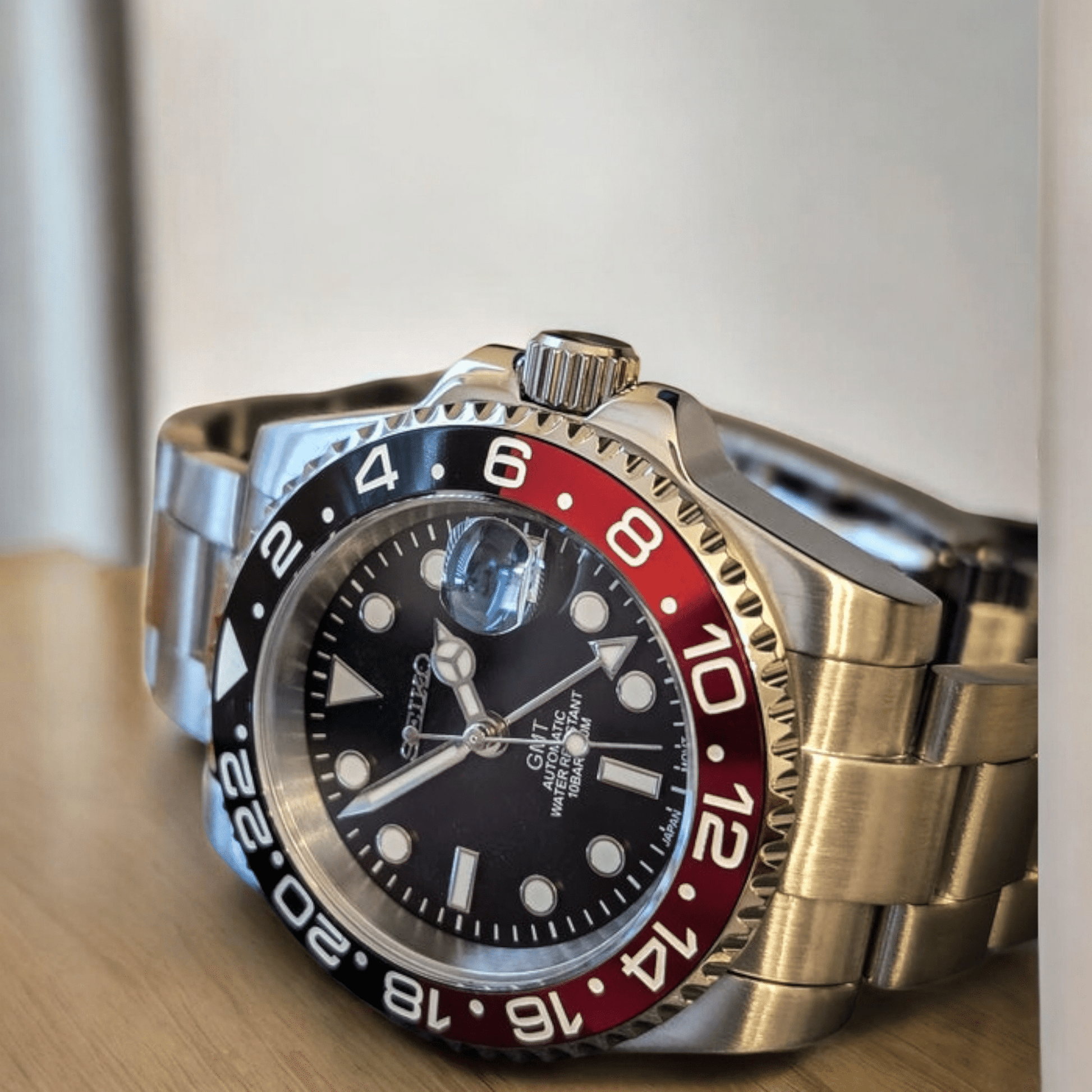 Seiko Mod Custom Red Black Coke GMT - Master Series - Modtime - MODTIME