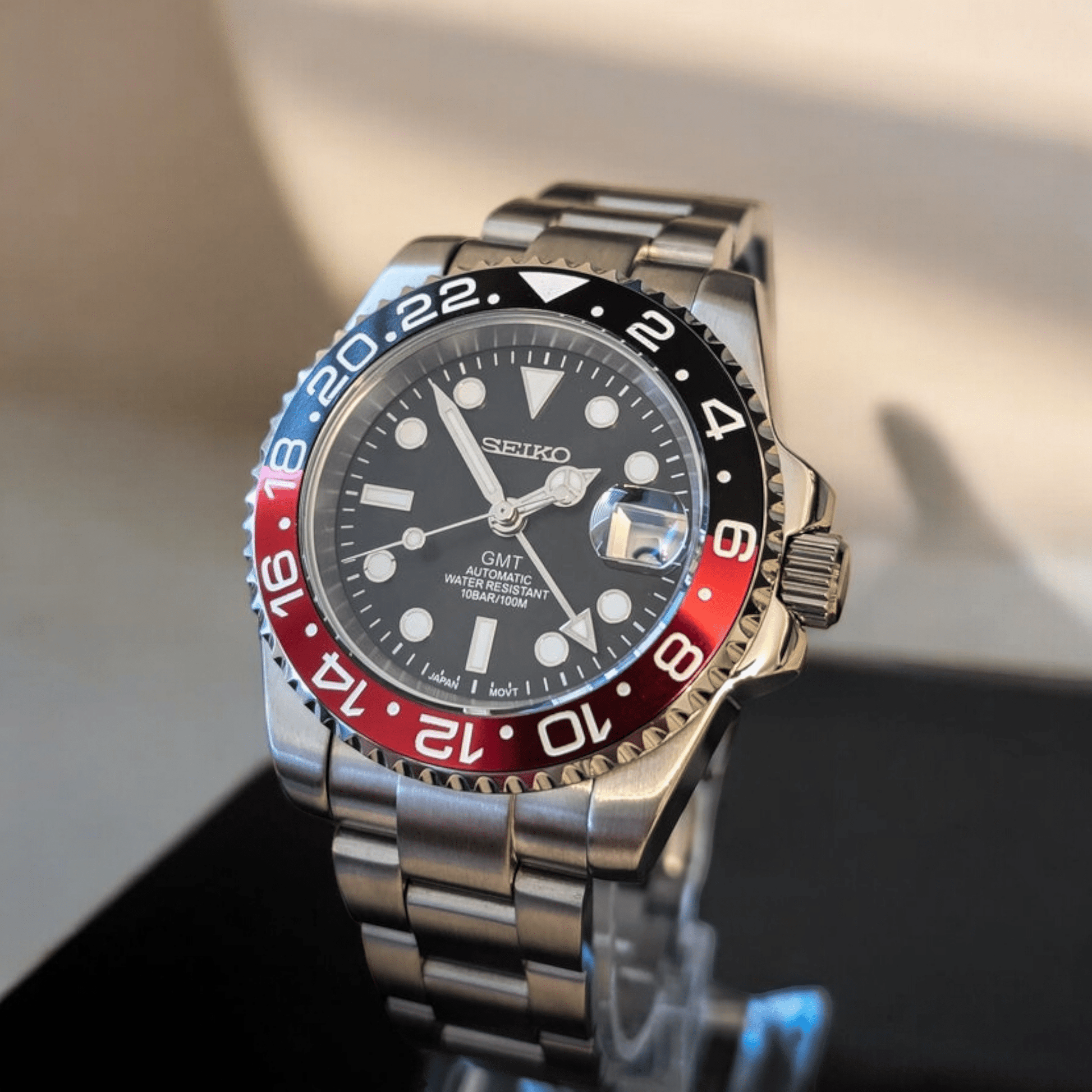 Seiko Mod Custom Red Black Coke GMT - Master Series - Modtime - MODTIME