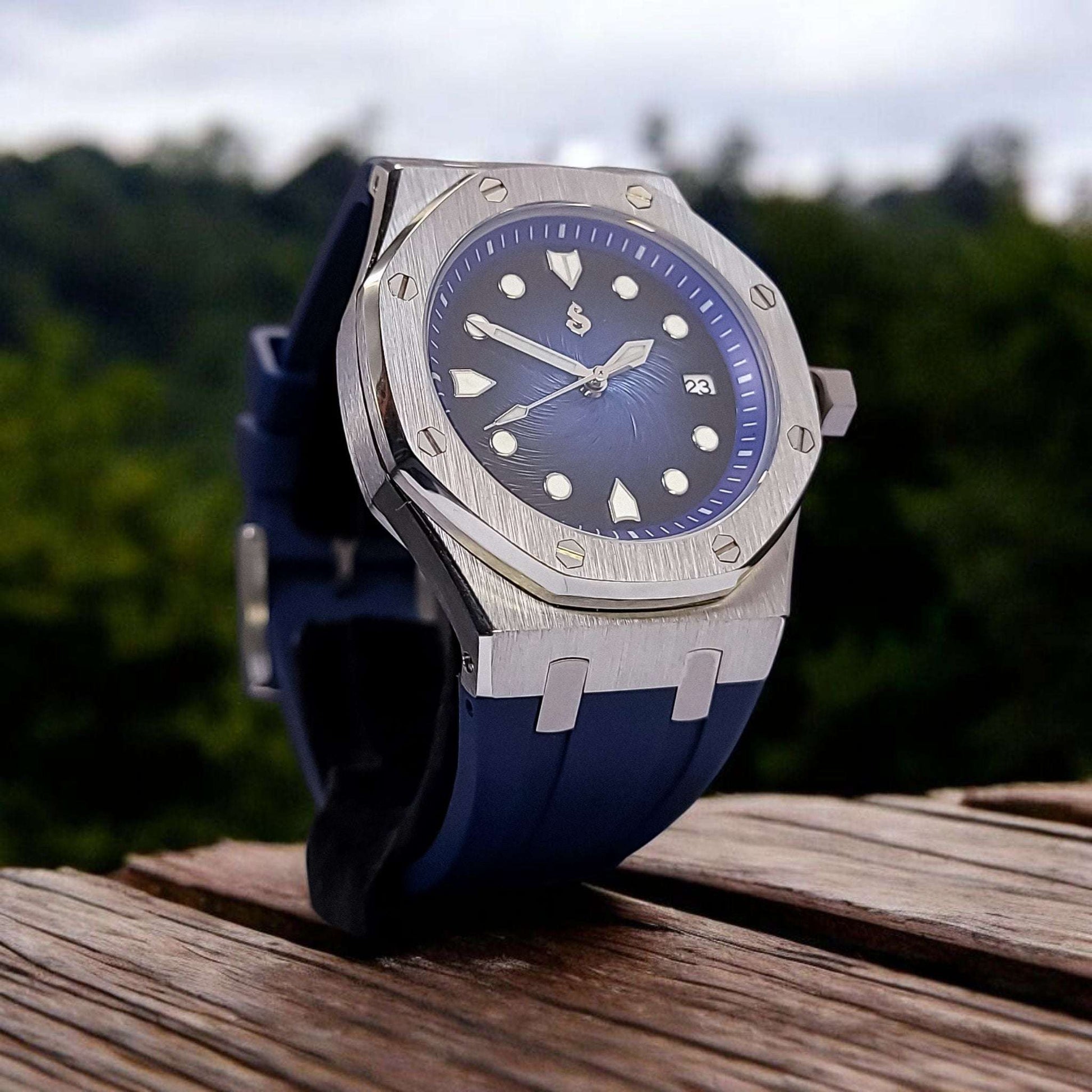 Seiko Mod Heritage "O" aka Seiko Oak Series - Sunburst Blue Dial - MODTIME