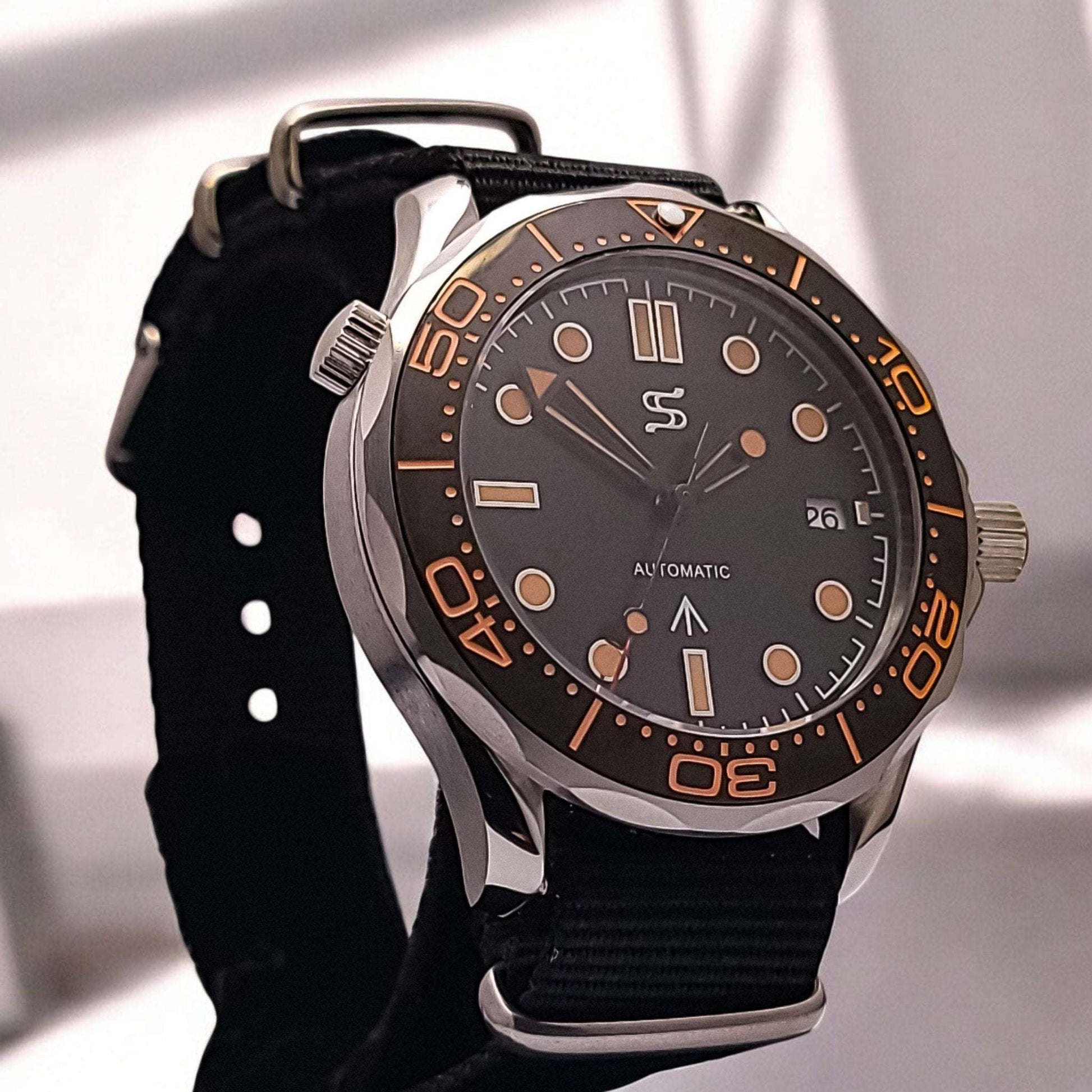 Seiko Mod Master Spectre Homage Black Dial: Dive into Classic Style - MODTIME