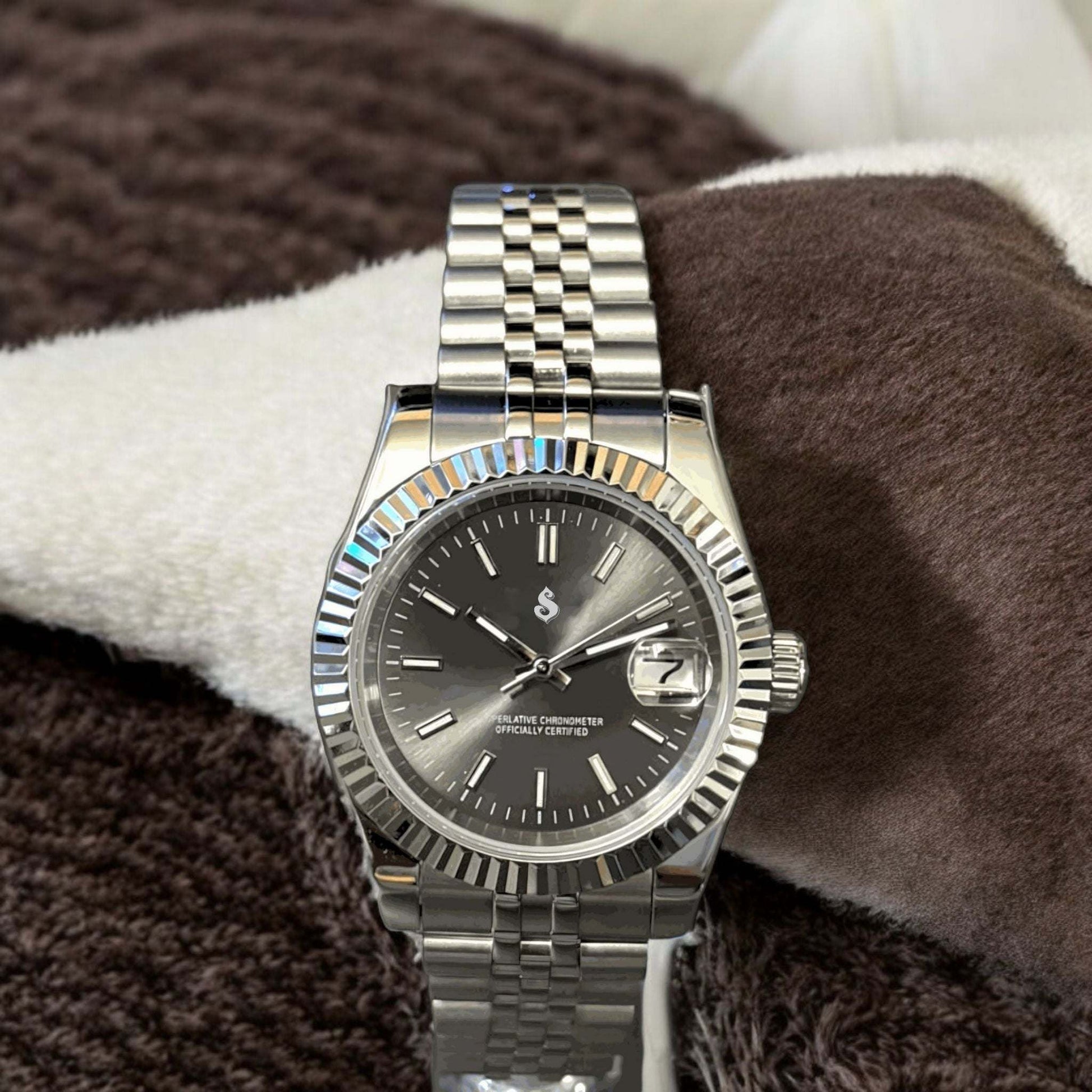 Seiko Mod SeikoJust Grey Dial - Modtime - MODTIME